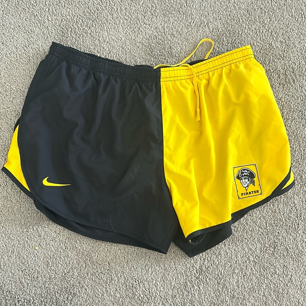 Nike Pittsburgh Pirates Shorts